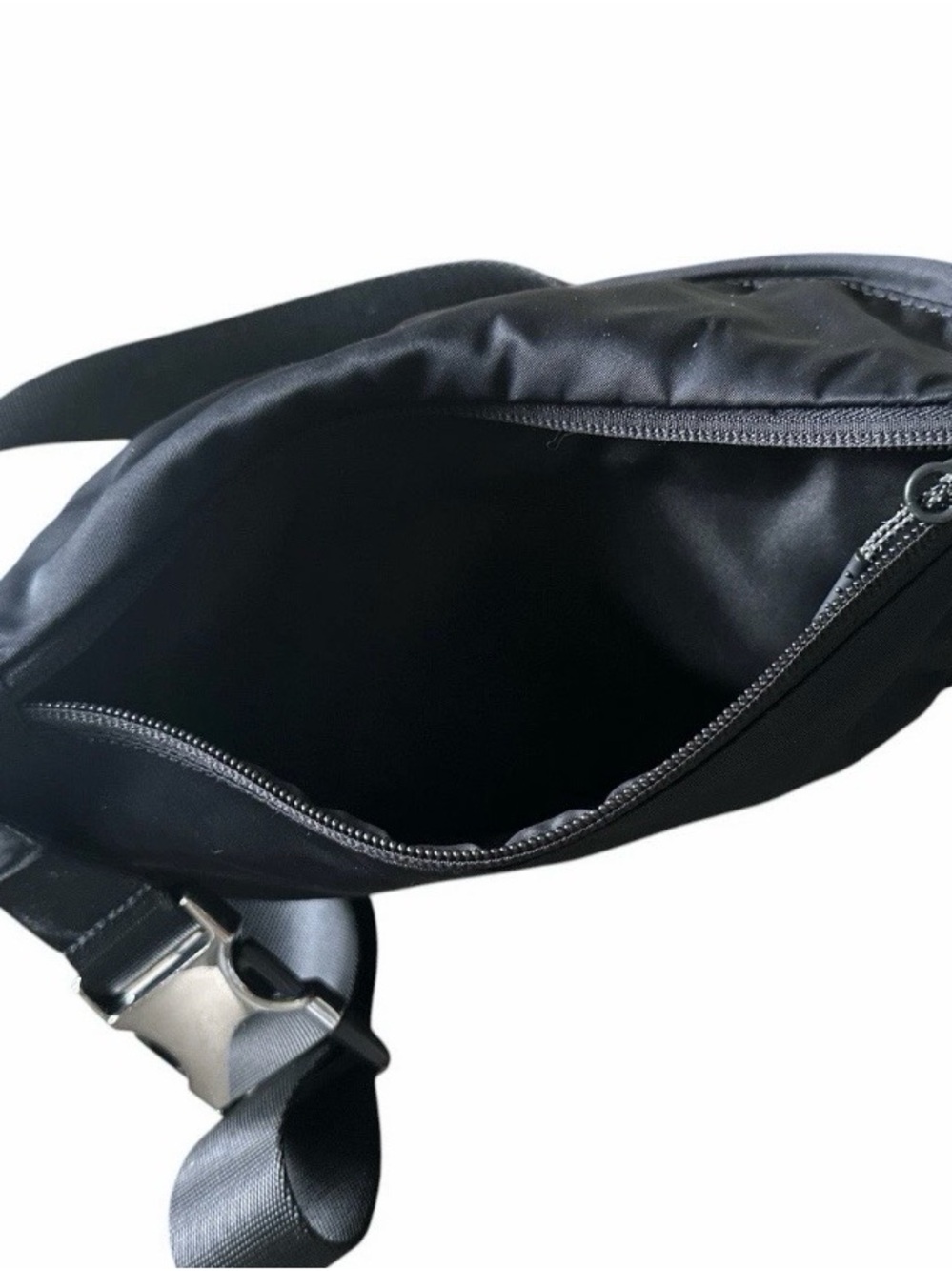 lululemon athletica Black City Adventurer Waist Belt Bag - Picture 3 of 8